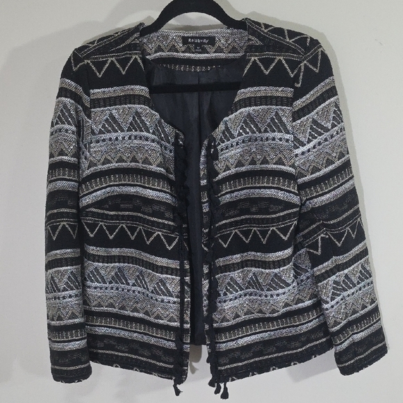 Relativity Jackets & Blazers - Relativity Black and Tan Textured Jacket